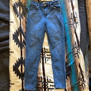 Levi’s High-Rise Skinny Jeans